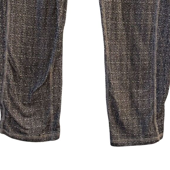 Athleta Women's Gray Herringbone Capri Leggings Size S Activewear - Picture 2 of 9